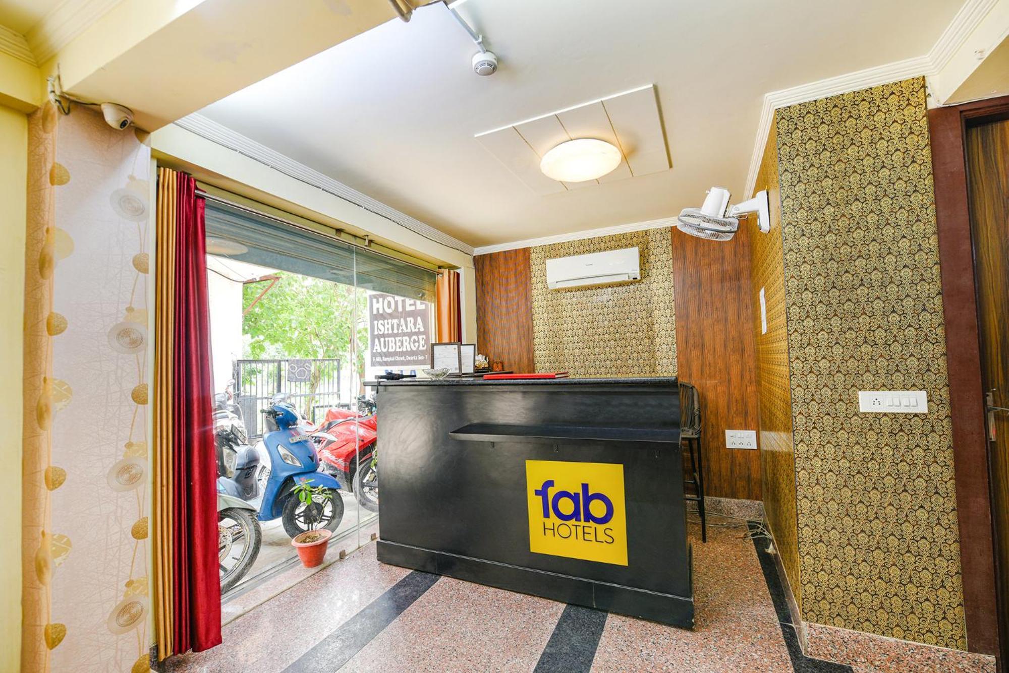 Fabhotel Ishtara Auberge - Nr Yashobhoomi Convention Centre Neu-Delhi Exterior foto